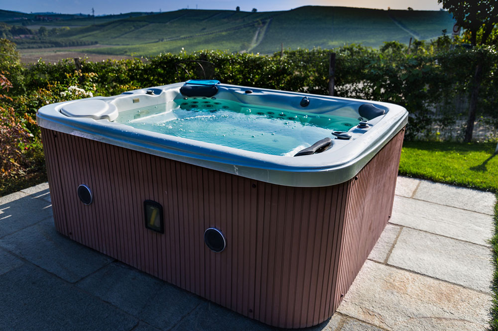 5 Things to Know Before Purchasing a Hot Tub