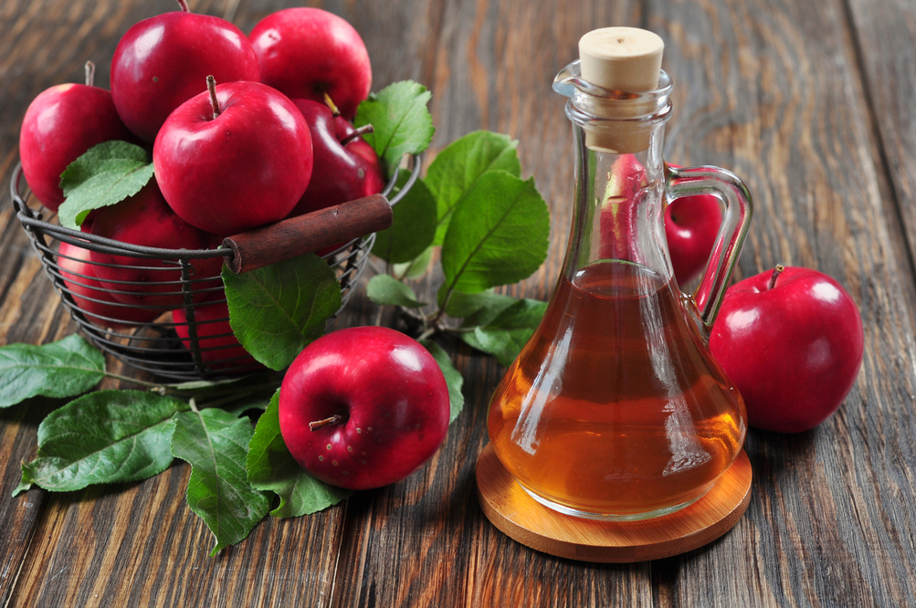 6 Brilliant Home Remedies to Fight Dandruff