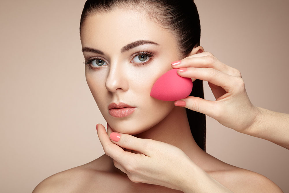 Foundation Tips to Help Conceal the Signs of Aging